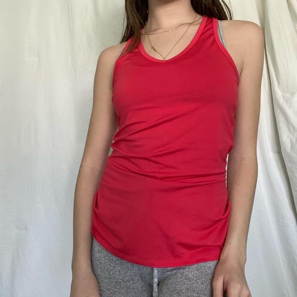 Under Armour Tank Top - Picture 2 of 3